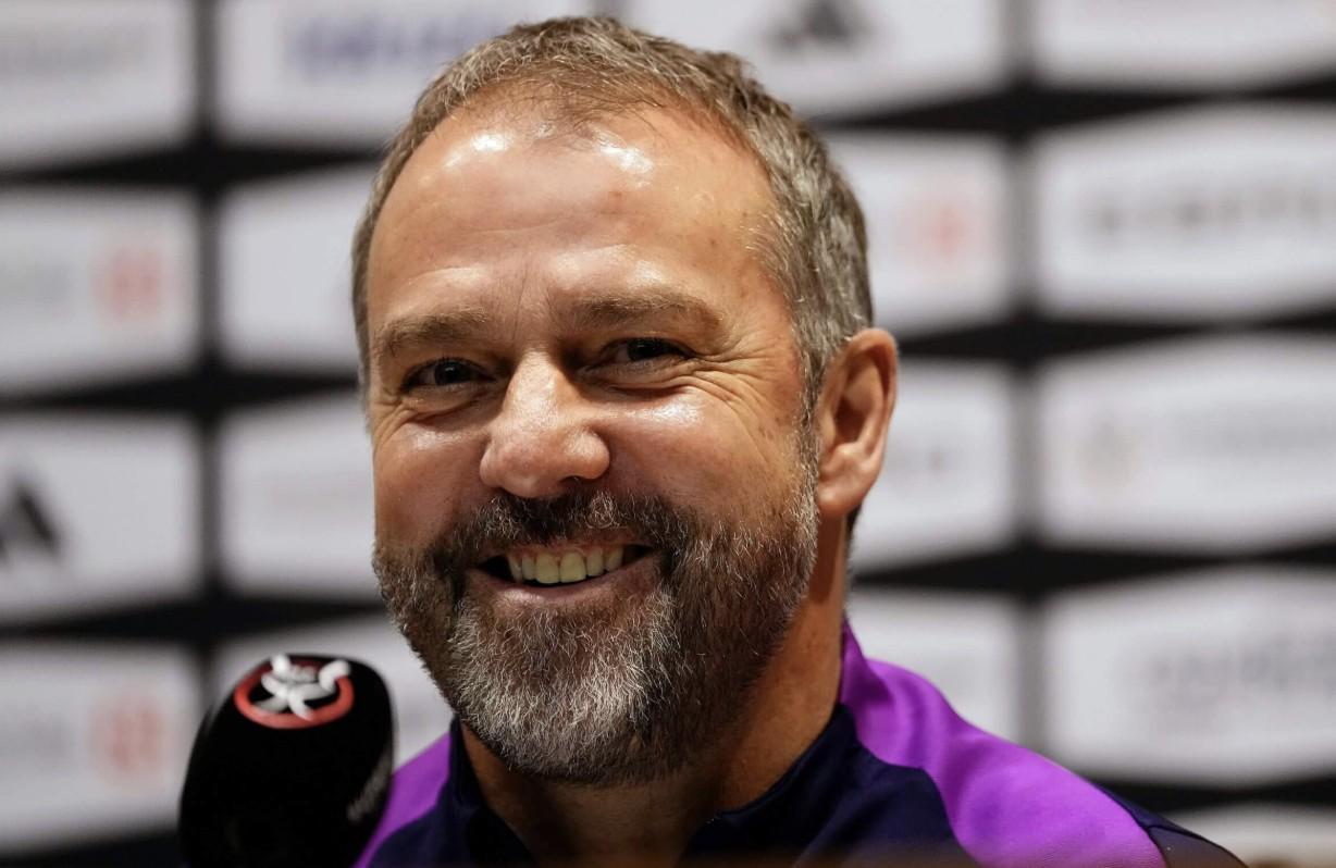 TA：巴萨更衣室完全没预料到阿隆索会下课；弗里克地位被巩固